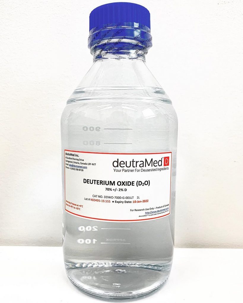 Close up shot of a deutraMed™ Deuterium Oxide D₂O Deuterium Gas bottle